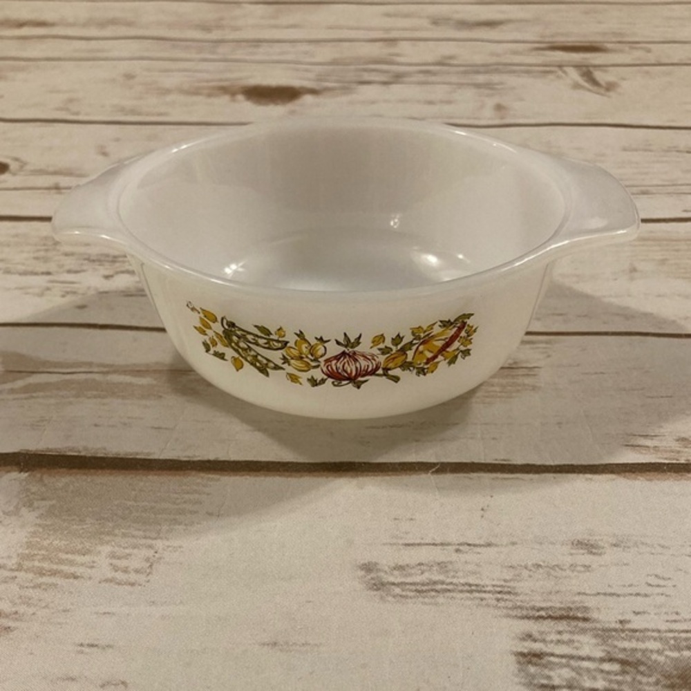 Vintage Anchor Hocking Fire King #472 Milk Glass Bowl Casserole Dish 5"